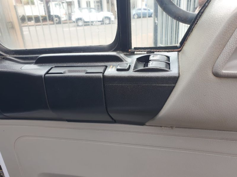  25818  HINO RANGER  1995  