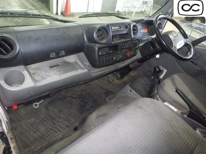  25827  HINO DUTRO  2016  