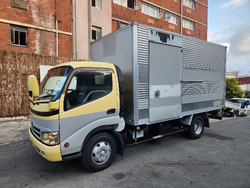  25831  HINO DUTRO  2008  