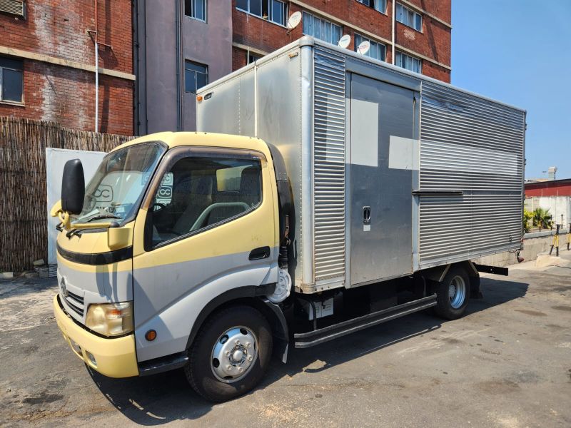  25831  HINO DUTRO  2008  