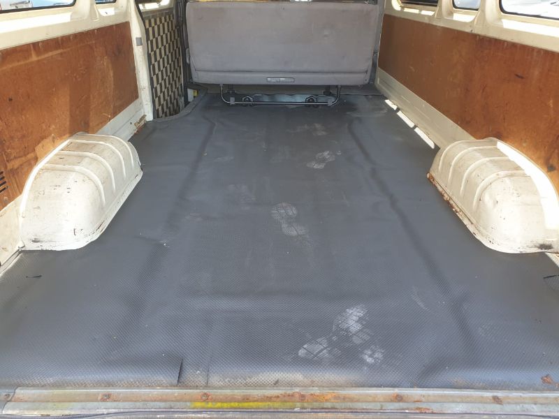  25835  TOYOTA HIACE  2006  