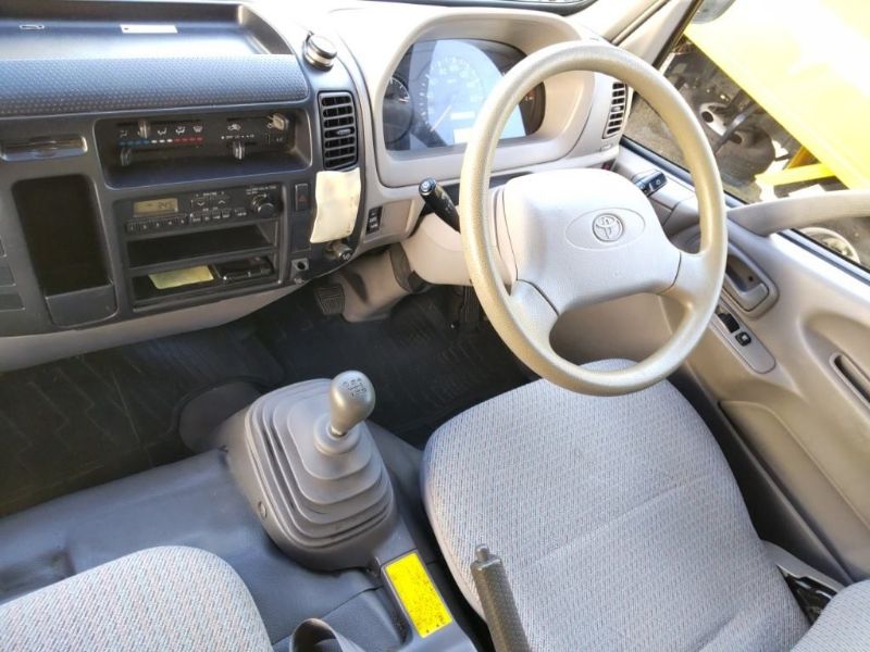  25870  TOYOTA DYNA  2003  