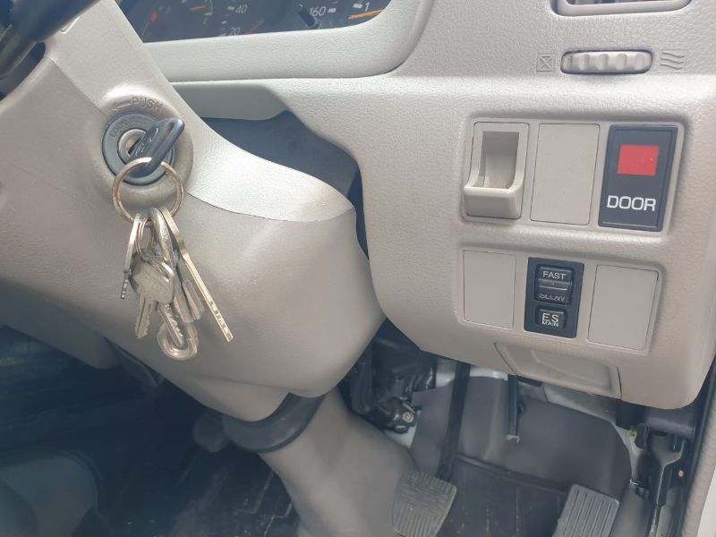  25870  TOYOTA DYNA  2003  