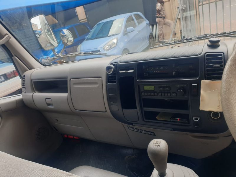  25870  TOYOTA DYNA  2003  