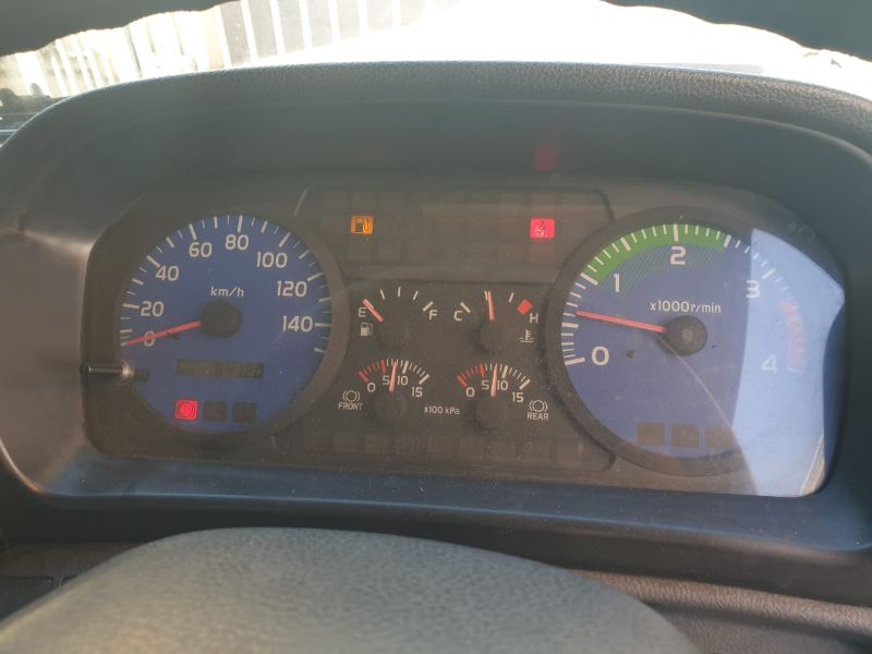  25899  HINO RANGER  2003  