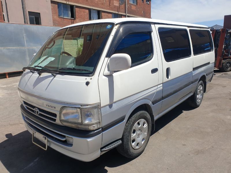  25912  TOYOTA HIACE  2000  