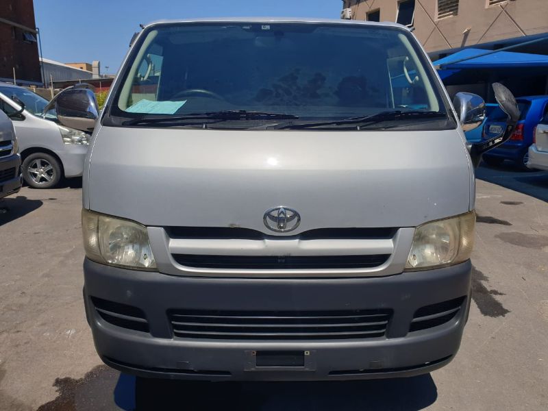  25972  TOYOTA HIACE  2006  