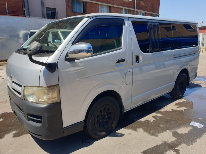  25972  TOYOTA HIACE  2006  