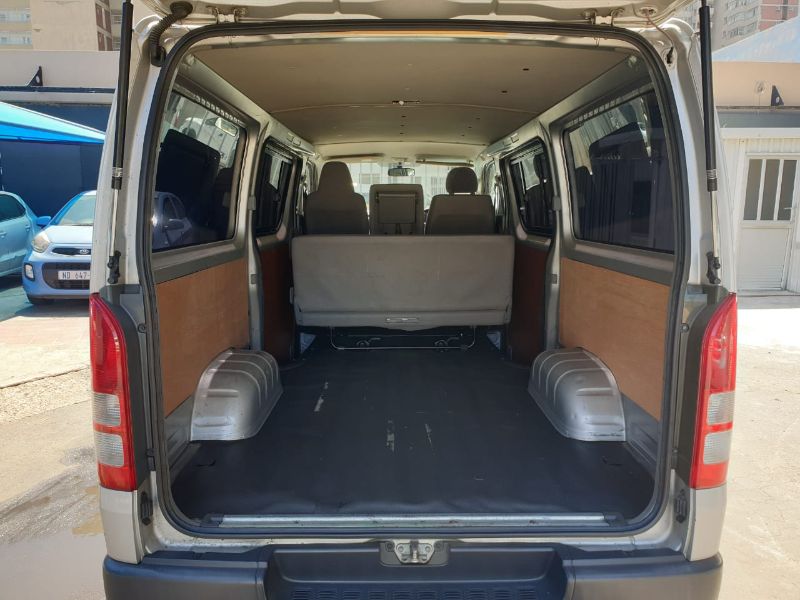  25972  TOYOTA HIACE  2006  