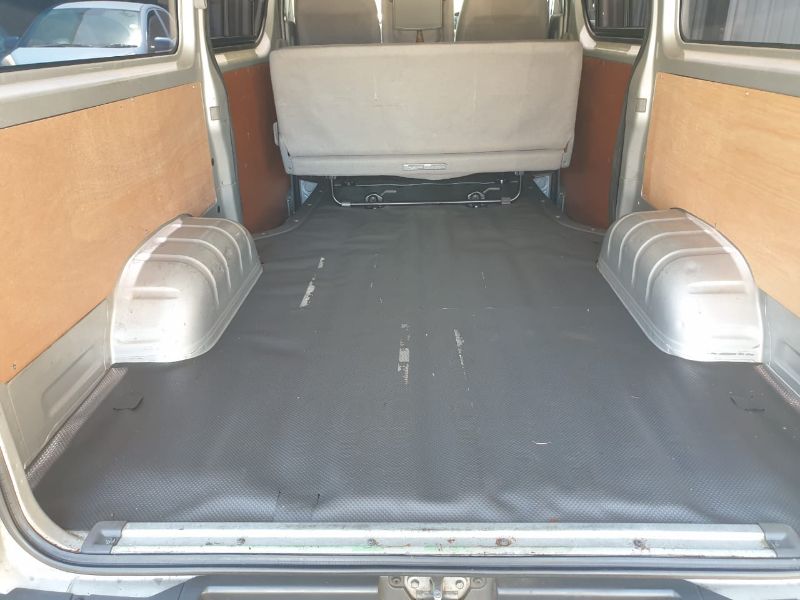  25972  TOYOTA HIACE  2006  
