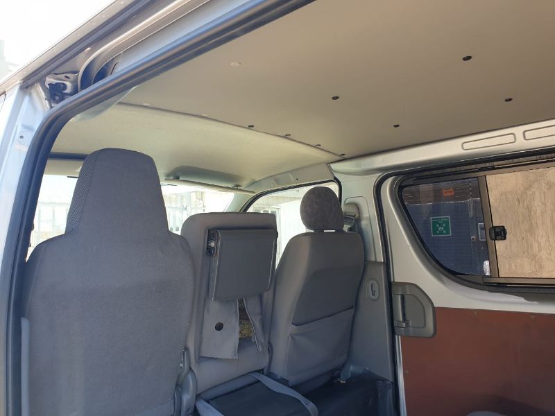  25972  TOYOTA HIACE  2006  