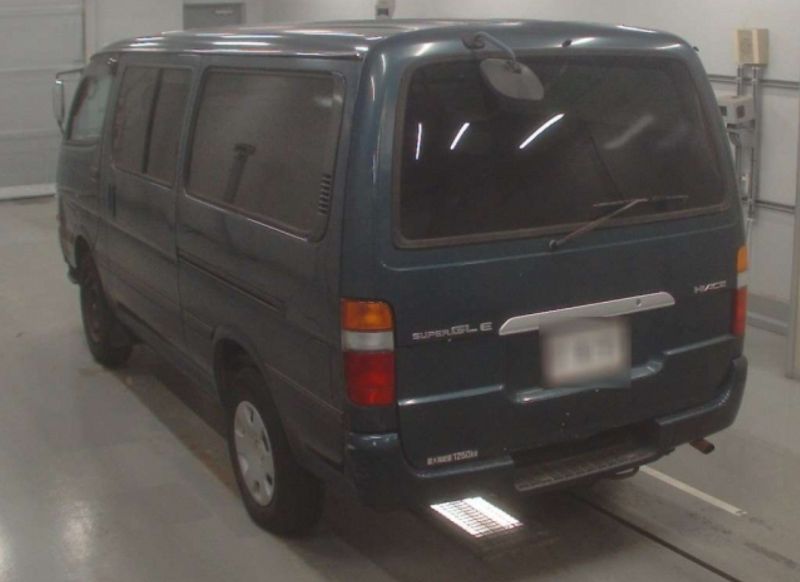  26012  TOYOTA HIACE  2003  