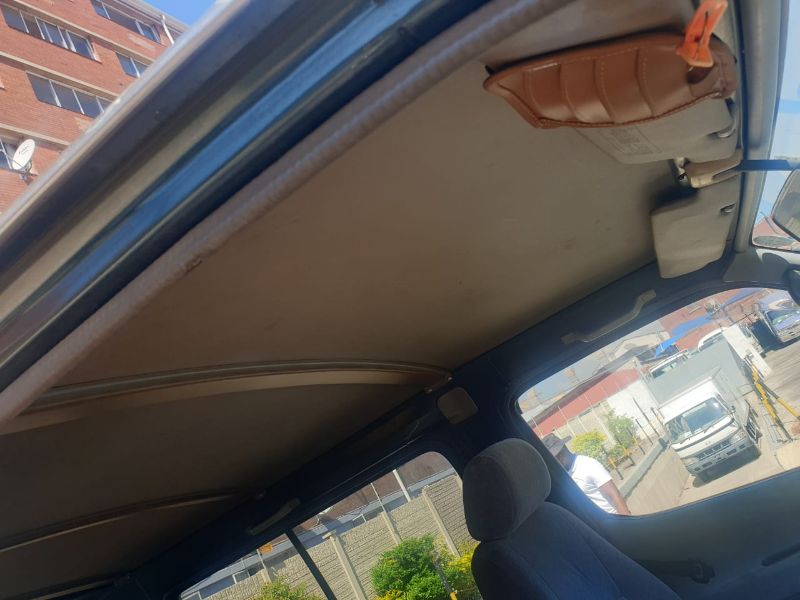  26012  TOYOTA HIACE  2003  