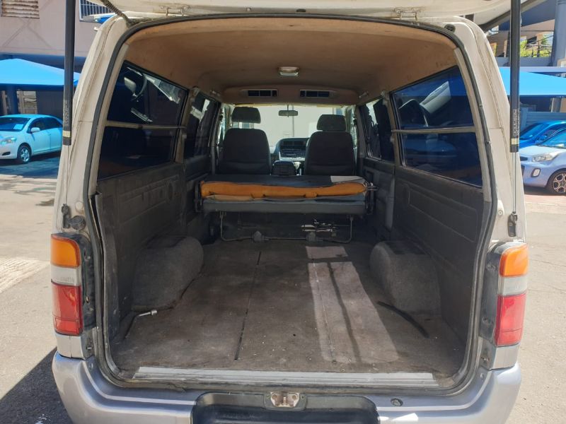  26013  TOYOTA HIACE  1999  
