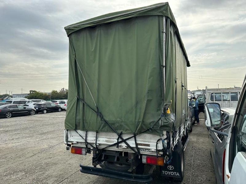  26027  TOYOTA DYNA  2003  