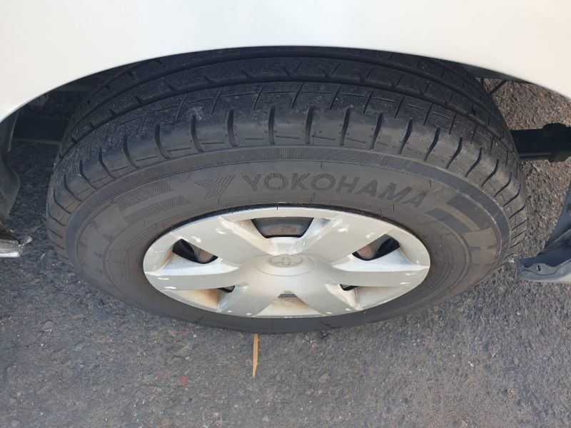  26031  TOYOTA HIACE  2005  