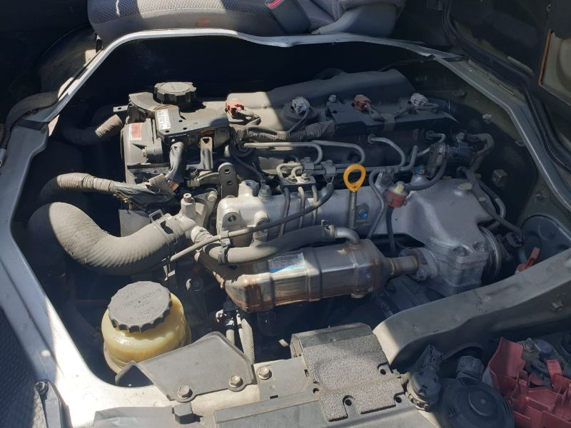  26031  TOYOTA HIACE  2005  