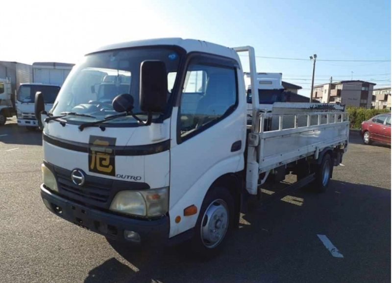  26053  HINO DUTRO  2009  