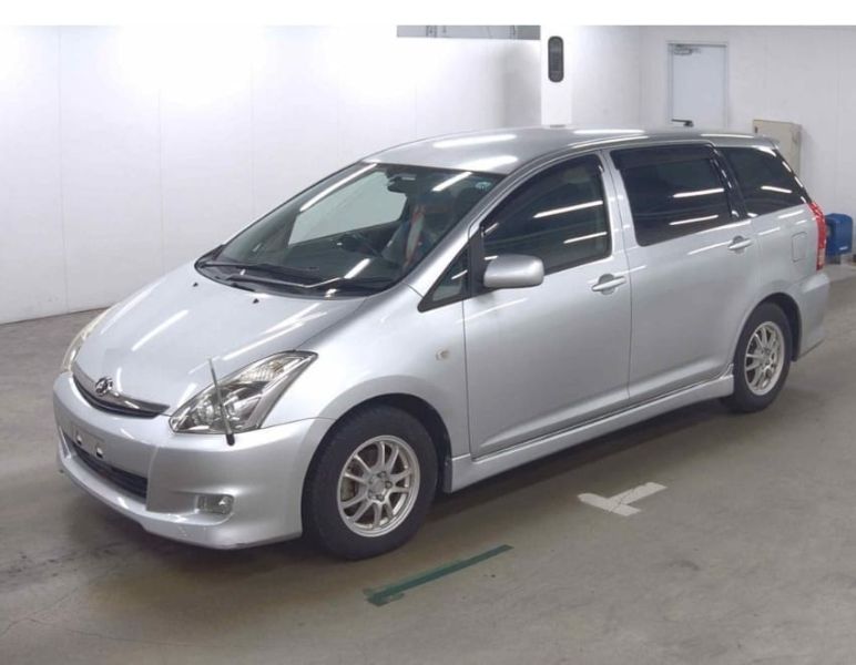  26068  TOYOTA WISH  2006  