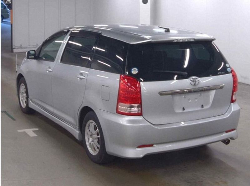  26068  TOYOTA WISH  2006  