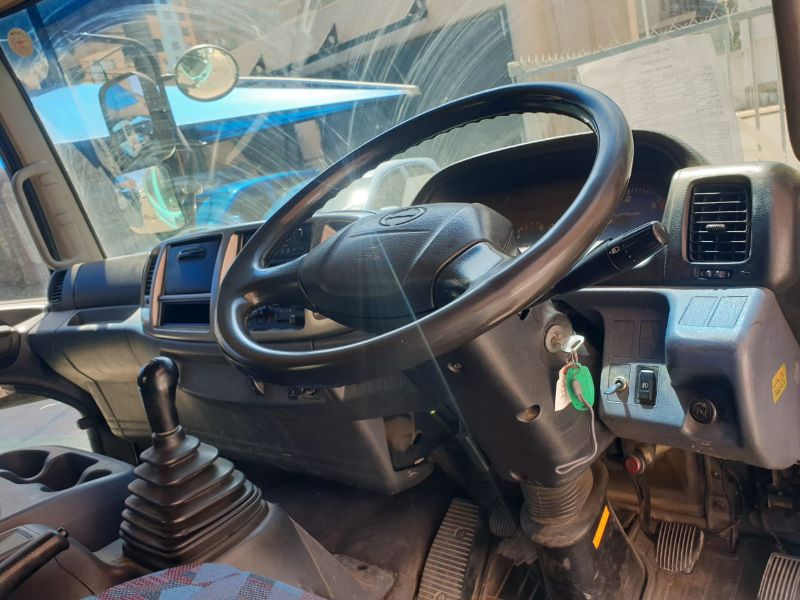  26070  HINO RANGER  2003  