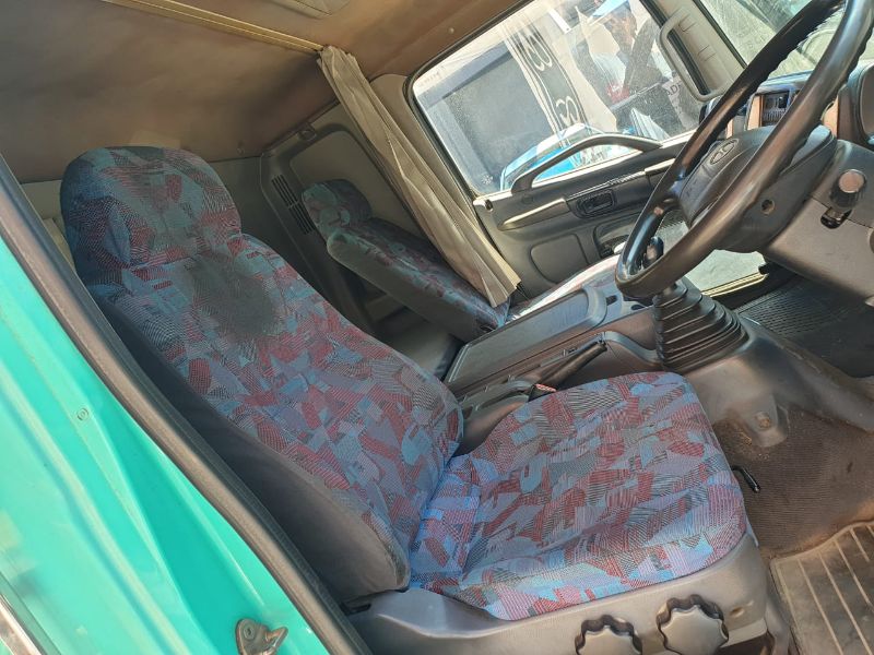  26070  HINO RANGER  2003  