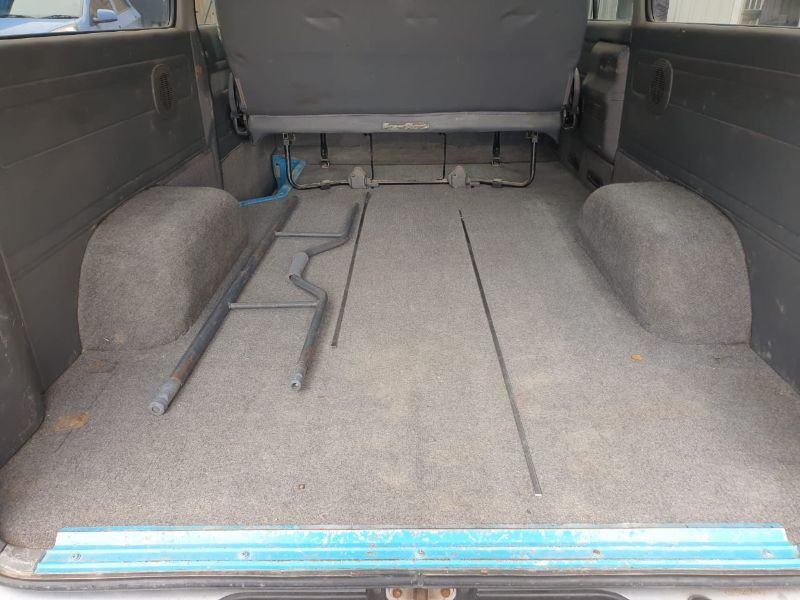  26074  TOYOTA HIACE  2001  