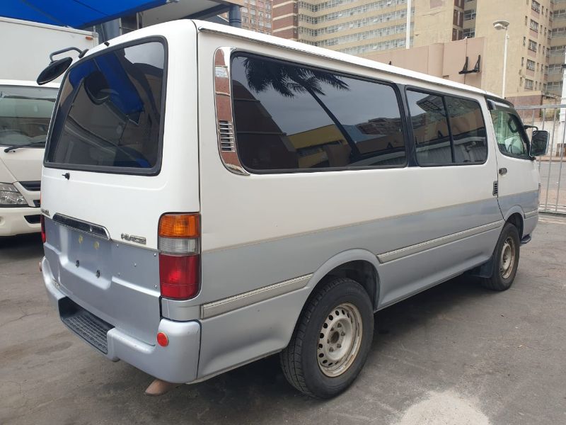  26074  TOYOTA HIACE  2001  