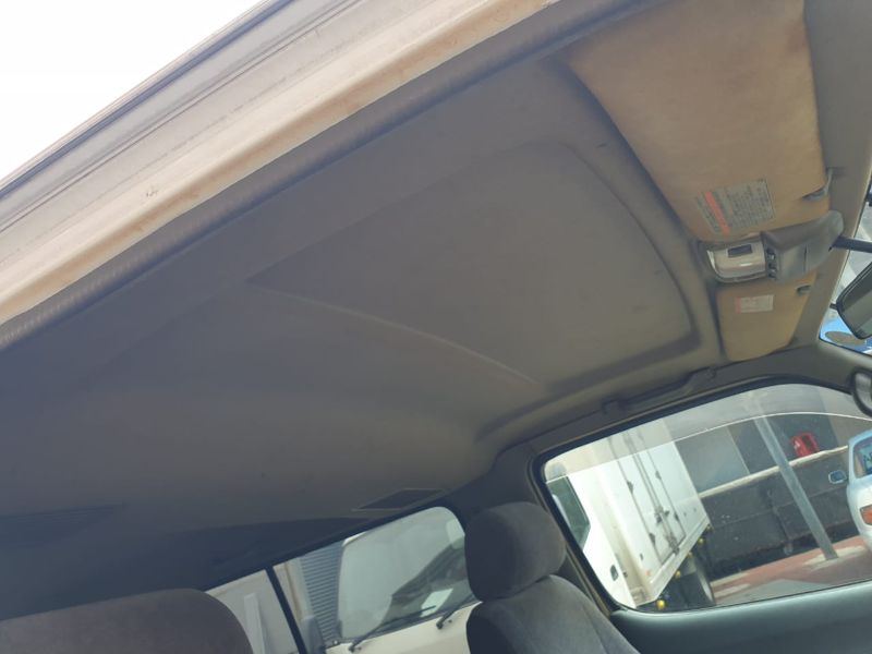  26074  TOYOTA HIACE  2001  