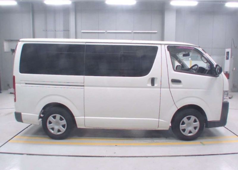  26083  TOYOTA REGIUS ACE  2014  