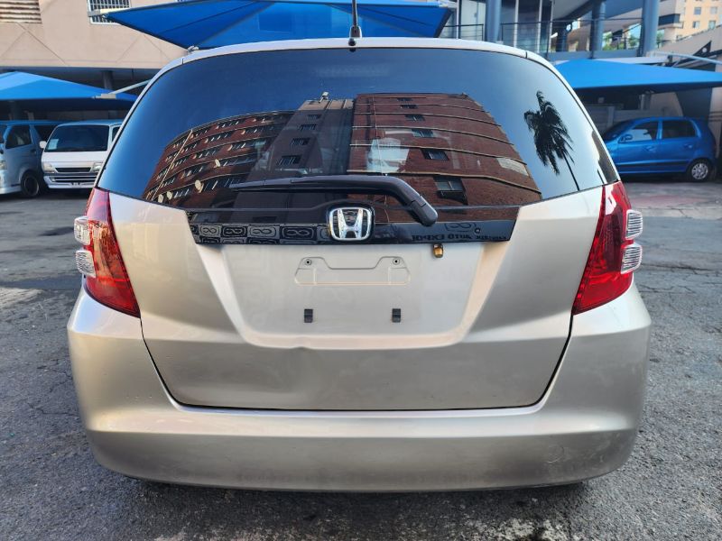  26088  HONDA FIT  2009  