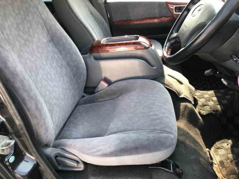 26116  TOYOTA HIACE  2005  