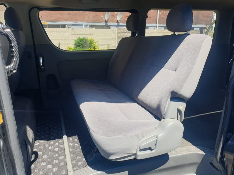  26116  TOYOTA HIACE  2005  