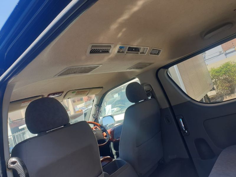  26116  TOYOTA HIACE  2005  