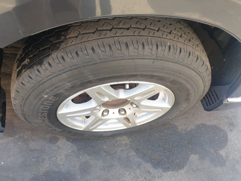  26116  TOYOTA HIACE  2005  
