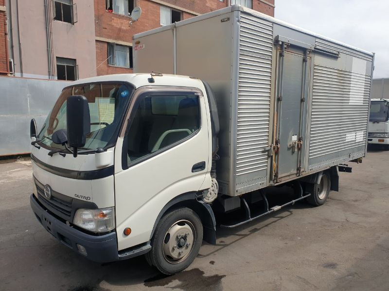  26117  HINO DUTRO  2008  
