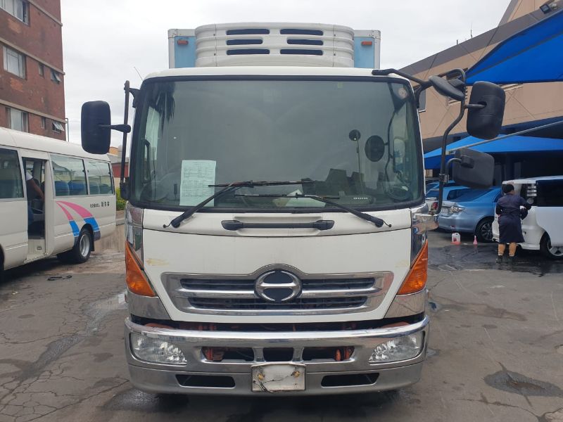  26126  HINO RANGER  2002  