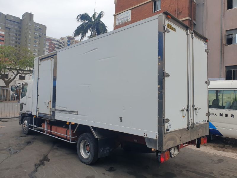  26126  HINO RANGER  2002  