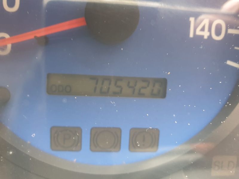  26126  HINO RANGER  2002  
