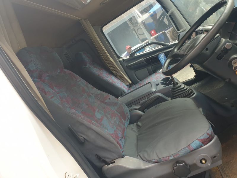  26126  HINO RANGER  2002  