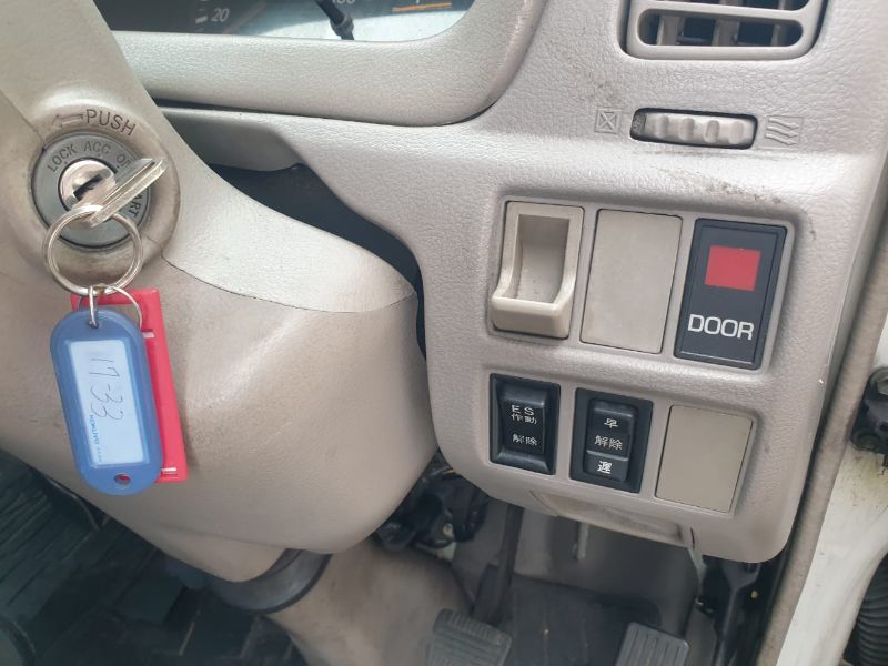  26129  TOYOTA DYNA  2003  