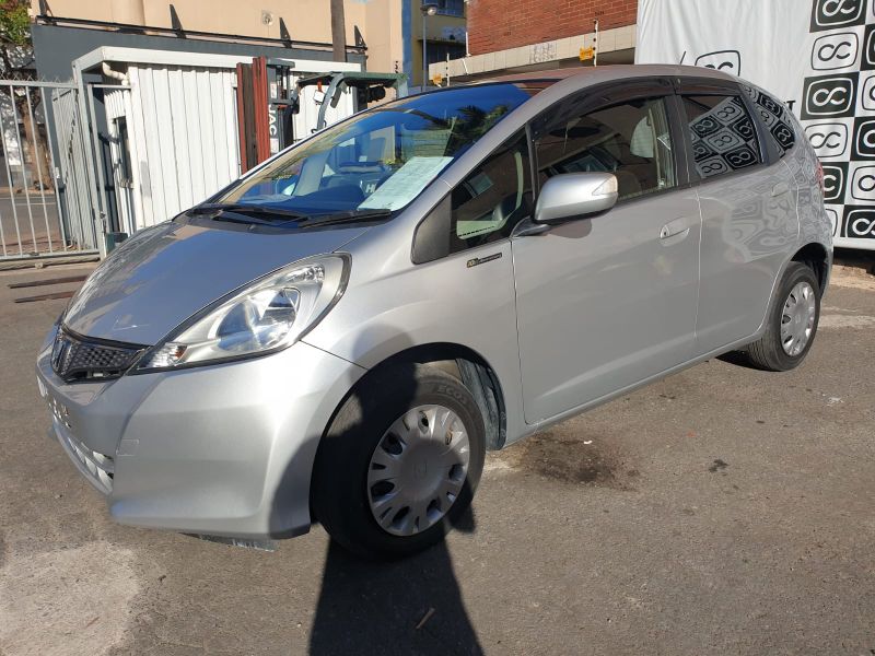  26143  HONDA FIT  2011  