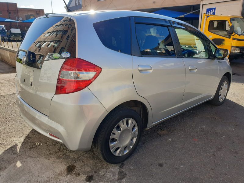 26143  HONDA FIT  2011  