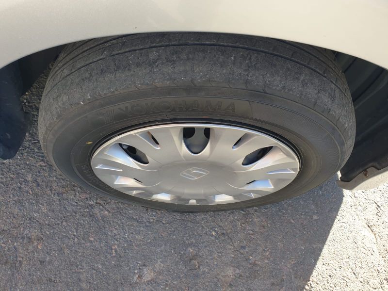  26143  HONDA FIT  2011  