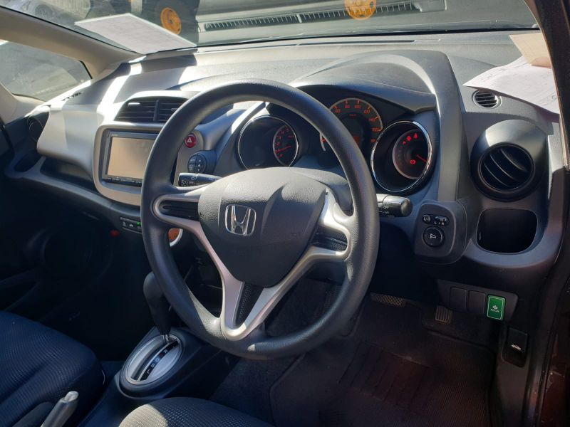  26151  HONDA FIT  2012  