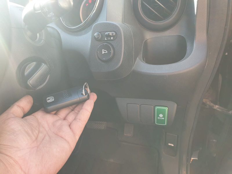  26151  HONDA FIT  2012  