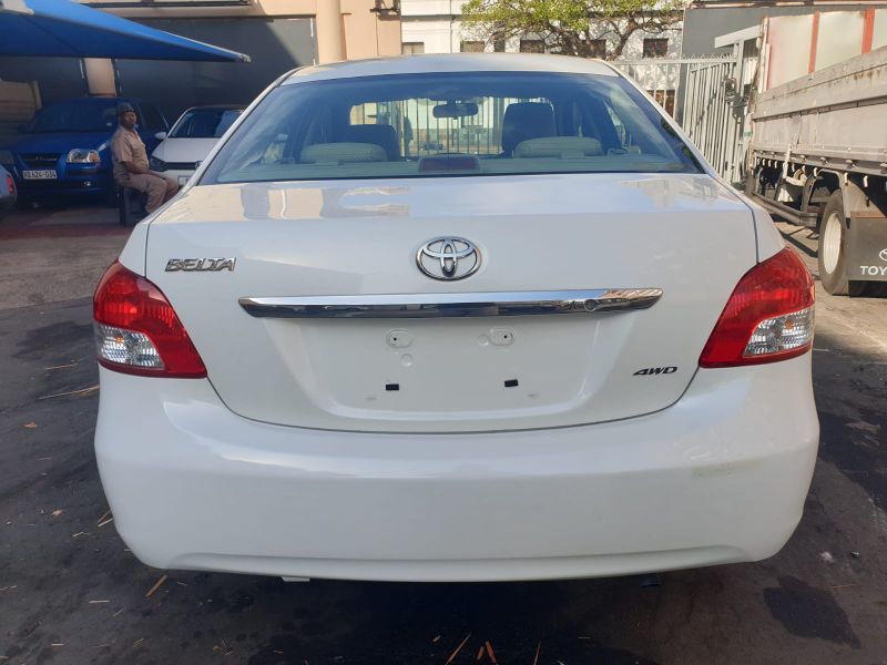  26155  TOYOTA BELTA  2006  