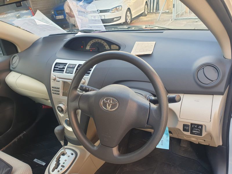  26155  TOYOTA BELTA  2006  