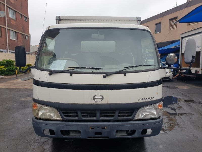  26156  HINO DUTRO  2005  