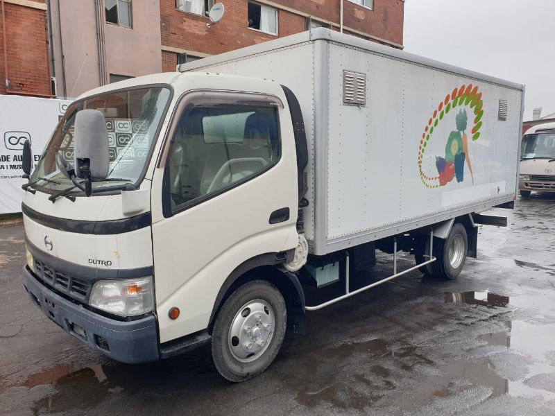  26156  HINO DUTRO  2005  